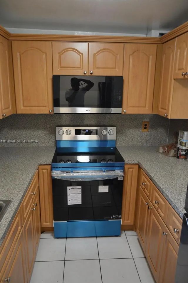 3 of 29 - 1910 W 56th Street #3312, Hialeah, FL