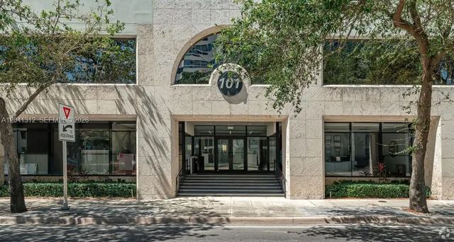 2 of 18 - 101 Ne 3rd Avenue, Fort Lauderdale, FL