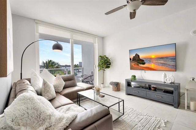 5 of 40 - 401 N Birch Road #504, Fort Lauderdale, FL