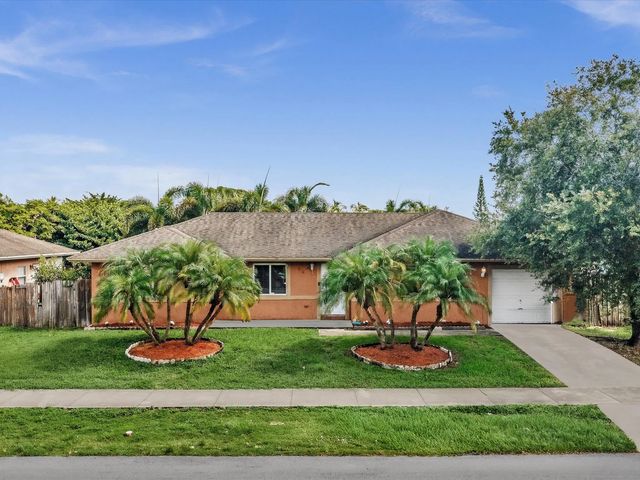 916 Nw 3rd Terrace, Florida City
