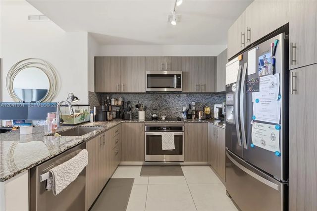2 of 24 - 5350 Nw 84th Avenue #1901, Doral, FL