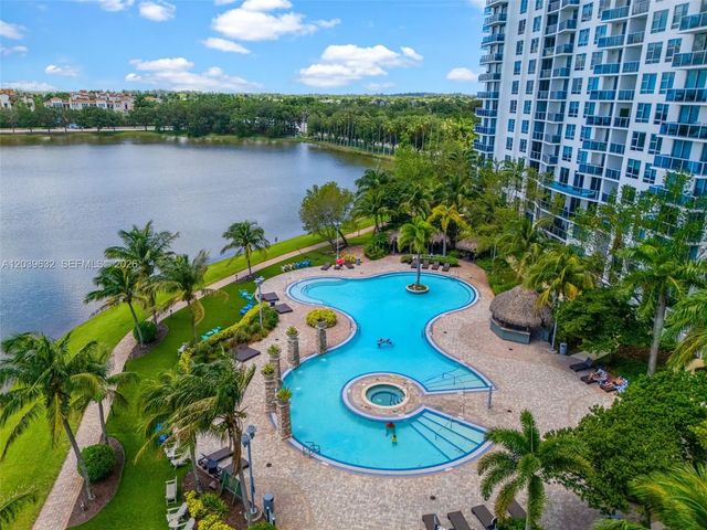 2641 N Flamingo Road #304n, Sunrise