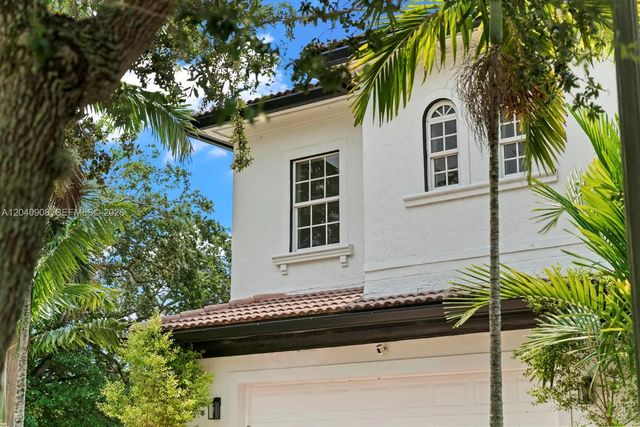 4 of 47 - 3040 Sw 44th Court, Dania Beach, FL