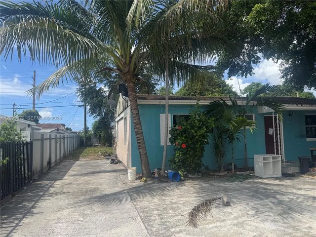 2 of 10 - 3320 Nw 87th Terrace, Miami, FL
