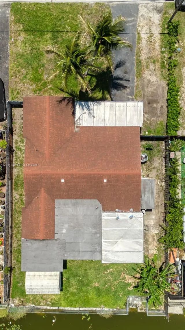 4 of 20 - 6789 Sw 27th Court, Miramar, FL