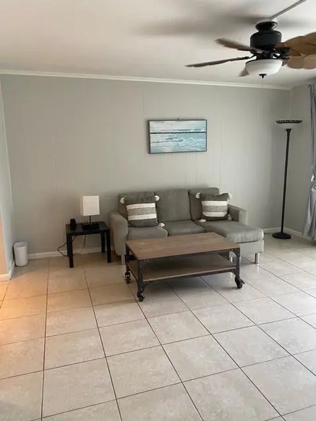 5 of 16 - 209 Se 6th Street #4, Boynton Beach, FL