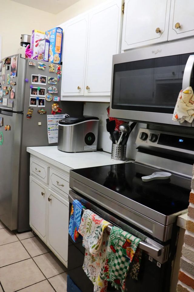 4 of 19 - 20500 Nw 7th Avenue #8, Miami Gardens, FL