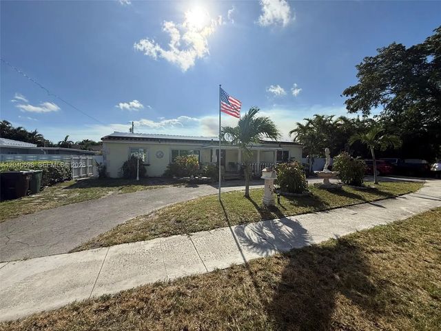202 To To Lo Chee Drive, Hialeah