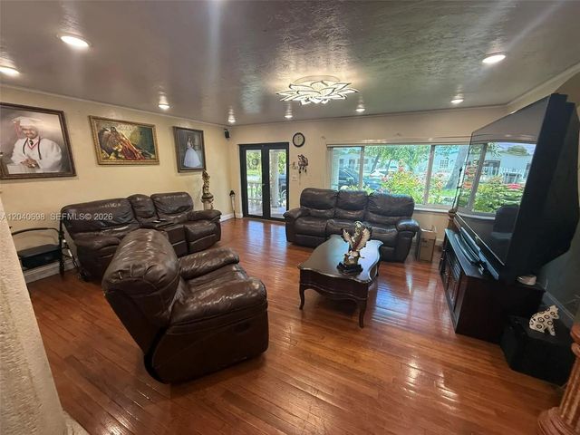 2 of 48 - 202 To To Lo Chee Drive, Hialeah, FL