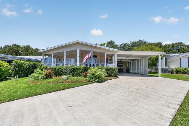 8004 Long Drive, Port St. Lucie