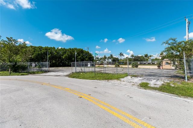 2 of 43 - 311 Nw 135th Way, Plantation, FL
