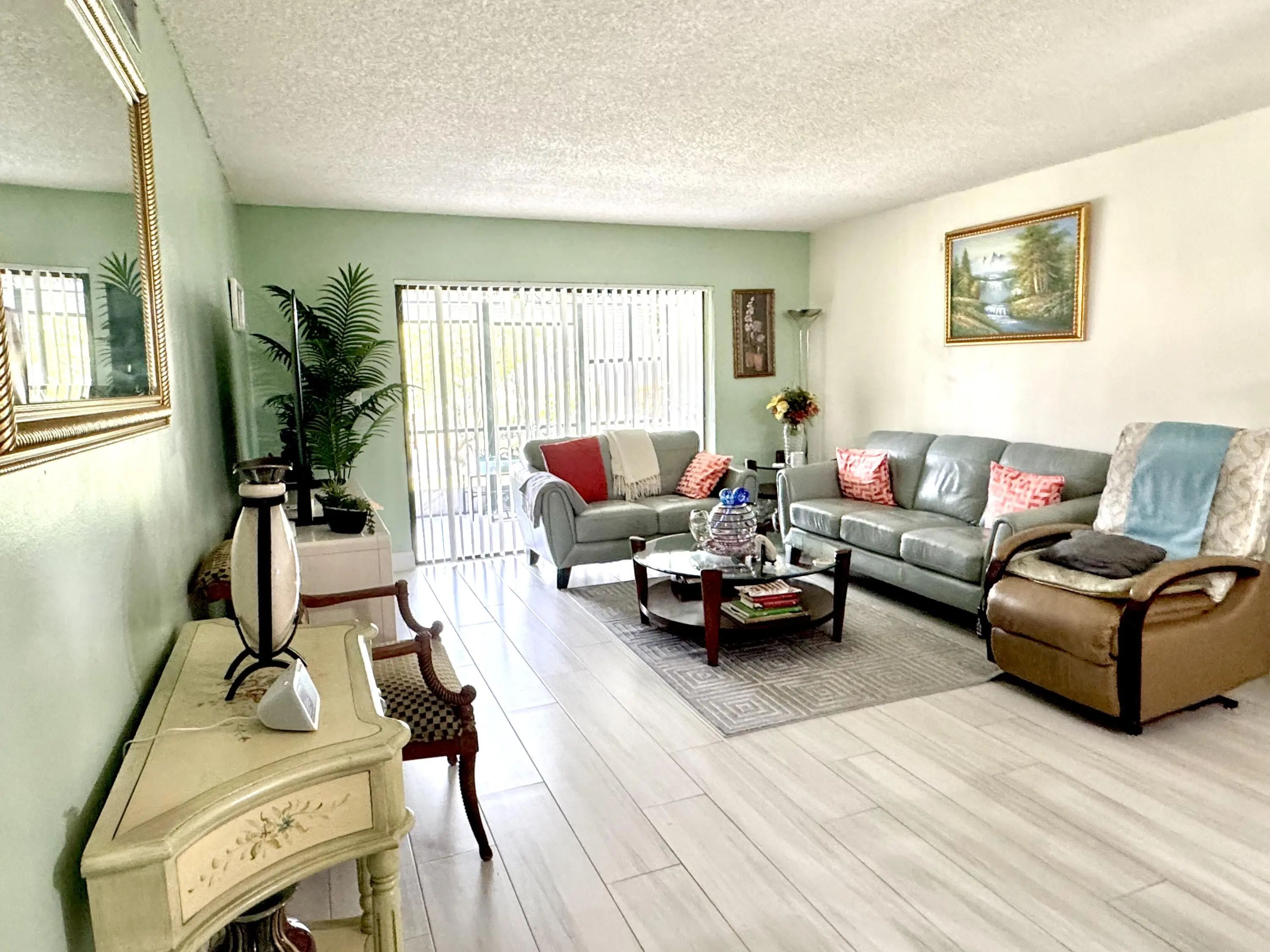 4930 E Sabal Palm Boulevard #107, Tamarac