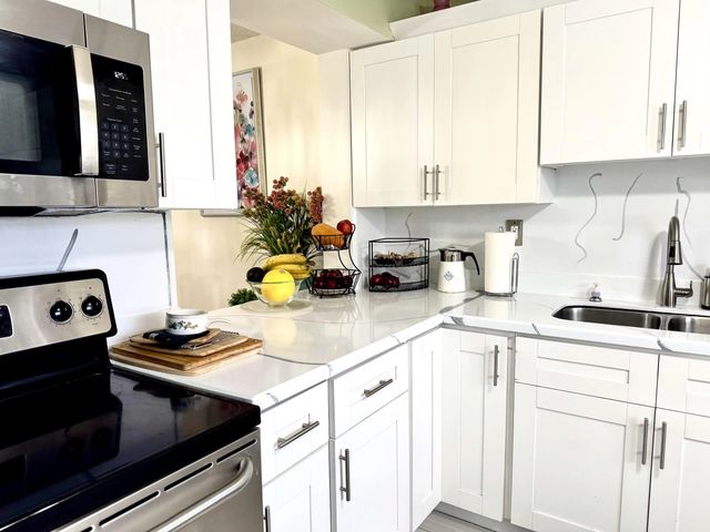4 of 25 - 4930 E Sabal Palm Boulevard #107, Tamarac, FL