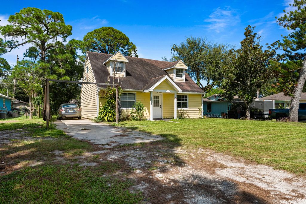 3136 2nd Street, Vero Beach
