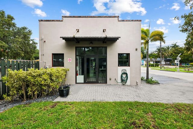 4 of 15 - 602 Sw 12th Avenue, Fort Lauderdale, FL