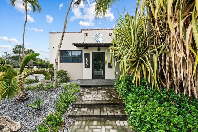 3 of 15 - 602 Sw 12th Avenue, Fort Lauderdale, FL