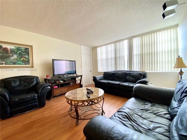2 of 7 - 1300 Saint Charles Place #420, Pembroke Pines, FL