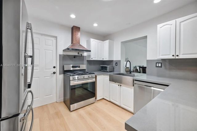 4 of 17 - 9241 Sw 183rd Terrace, Palmetto Bay, FL