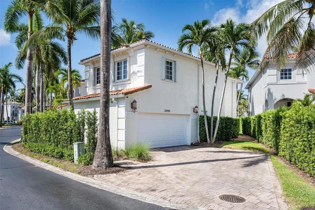 20940 Ne 31st Place, Aventura