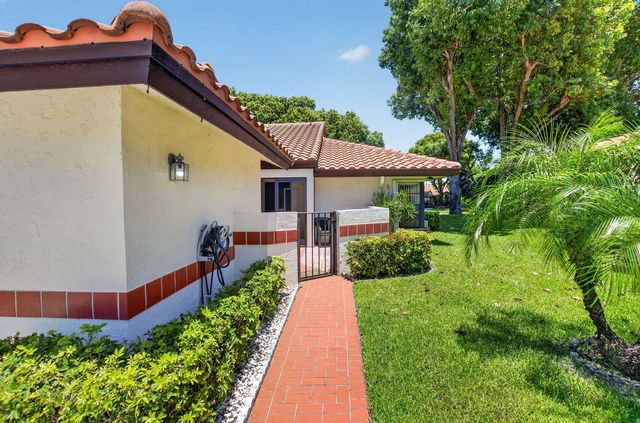 2 of 55 - 10546 Beach Palm Court #b, Boynton Beach, FL