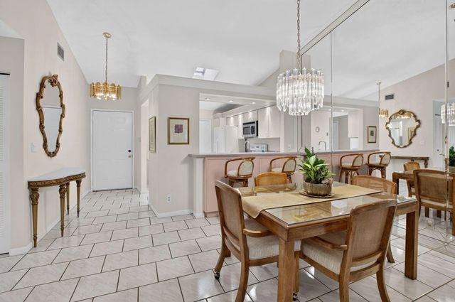 5 of 55 - 10546 Beach Palm Court #b, Boynton Beach, FL