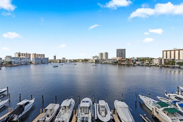 126 Golden Isles Drive #62a, Hallandale Beach