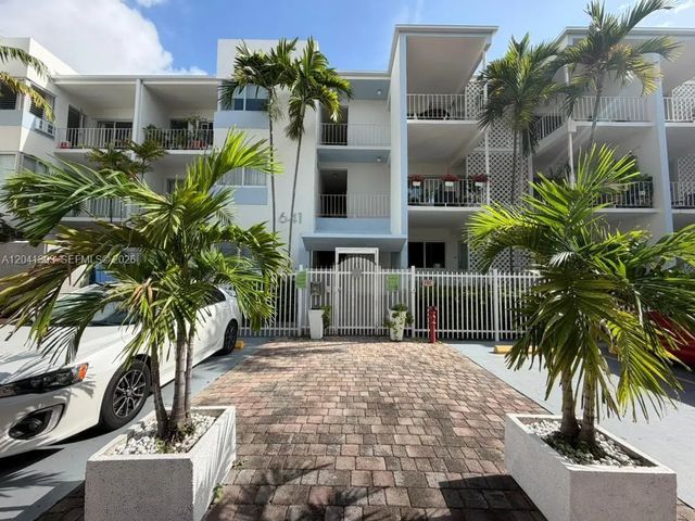 641 Espanola Way #3, Miami Beach