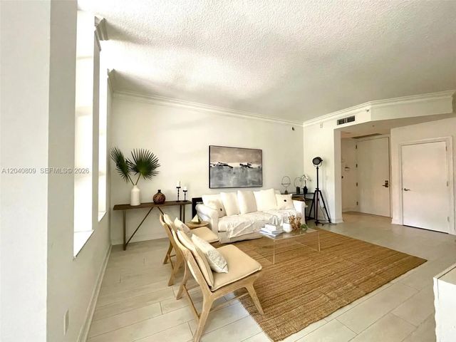 5 of 29 - 3001 Ne 185th Street #123, Aventura, FL