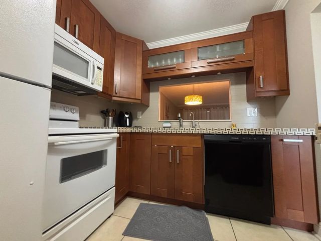 2 of 47 - 5171 W Oakland Park Boulevard #308, Lauderdale Lakes, FL