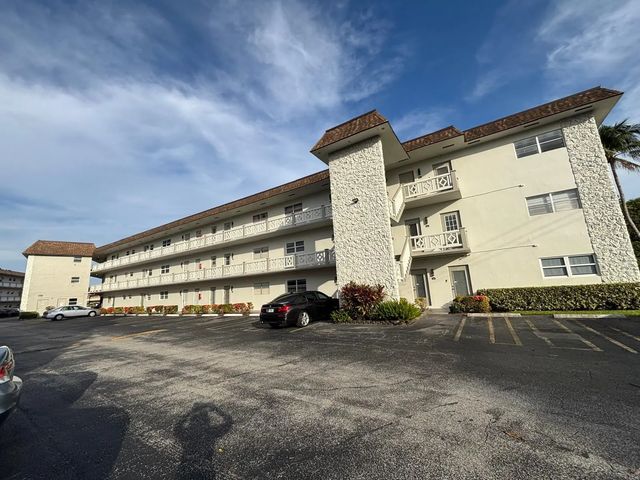 3 of 47 - 5171 W Oakland Park Boulevard #308, Lauderdale Lakes, FL