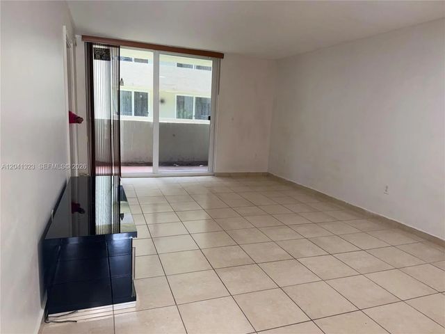 5 of 15 - 10090 Nw 80th Court #1241, Hialeah Gardens, FL