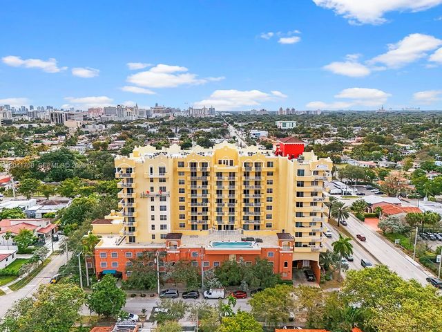 215 Sw 42nd Avenue #810, Miami