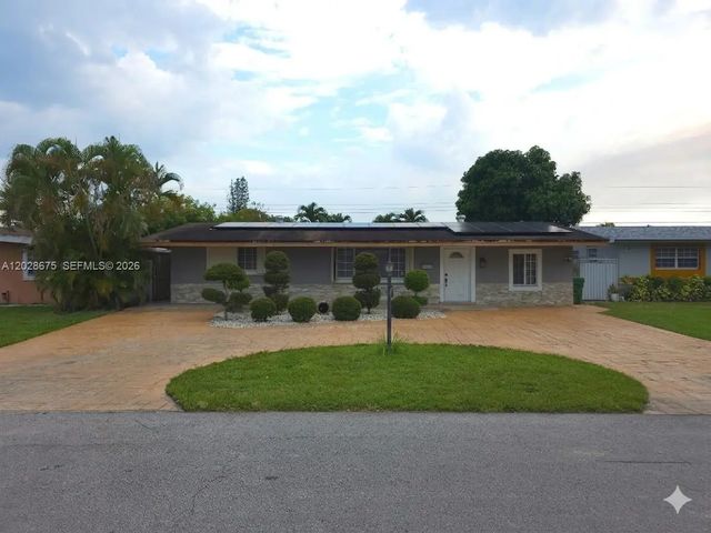 8420 Nw 10th Street, Pembroke Pines