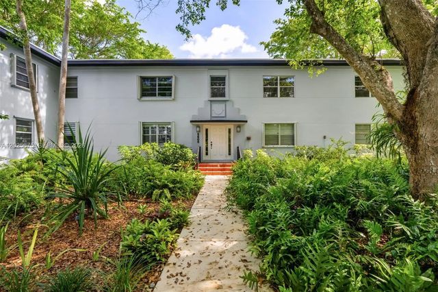 5605 Sw 80th Street #10d, Miami