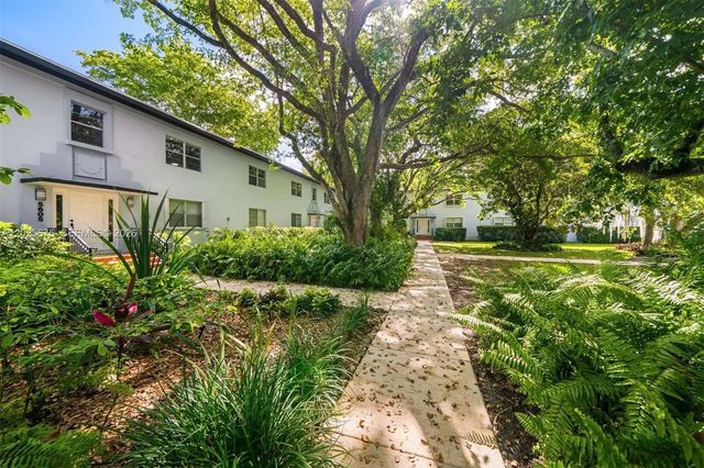 2 of 43 - 5605 Sw 80th Street #10d, Miami, FL