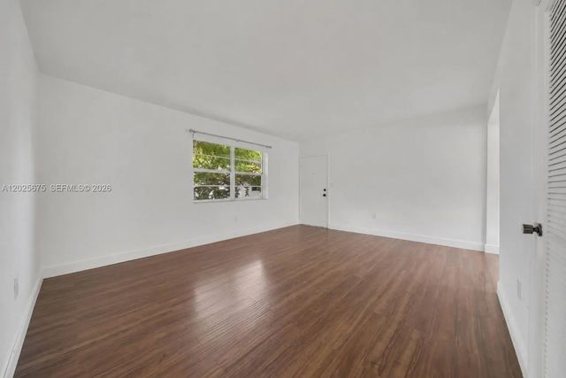 5 of 43 - 5605 Sw 80th Street #10d, Miami, FL