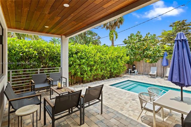 2 of 38 - 809 Sw 10th Terrace, Fort Lauderdale, FL