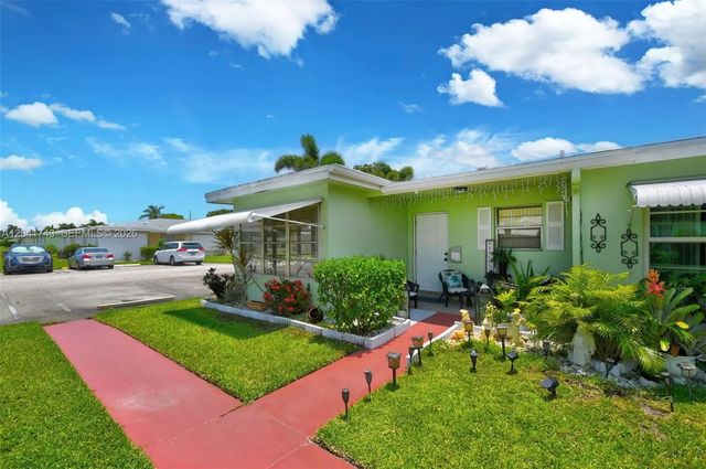 4 of 46 - 3241 Ridge Hill Road, Boynton Beach, FL