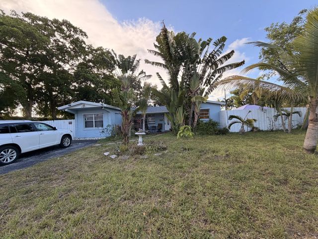 2 of 14 - Xx81 Sw 16th Street, Fort Lauderdale, FL