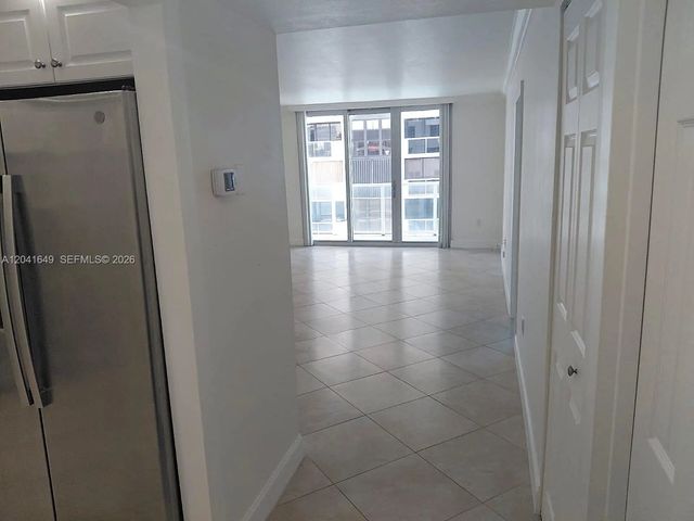 4 of 43 - 5701 Collins Avenue #619, Miami Beach, FL
