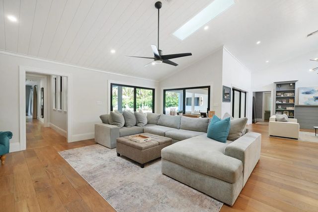 4 of 75 - 19526 W Trails End Terrace, Jupiter, FL