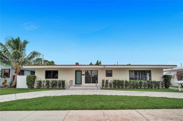 2 of 51 - 1704 Rodman Street, Hollywood, FL
