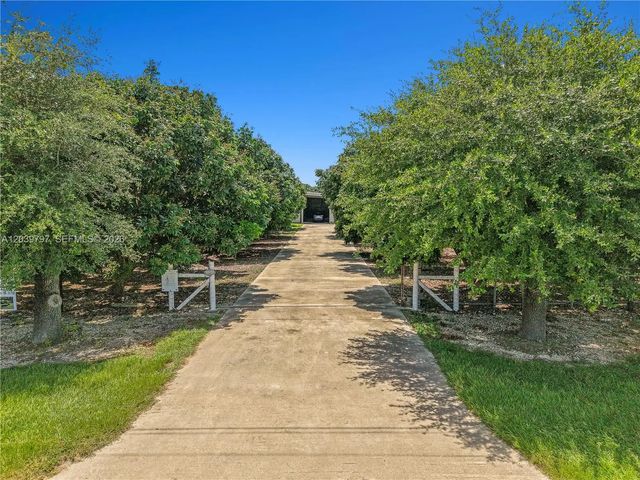 4 of 23 - 33300 Sw 202nd Avenue, Homestead, FL