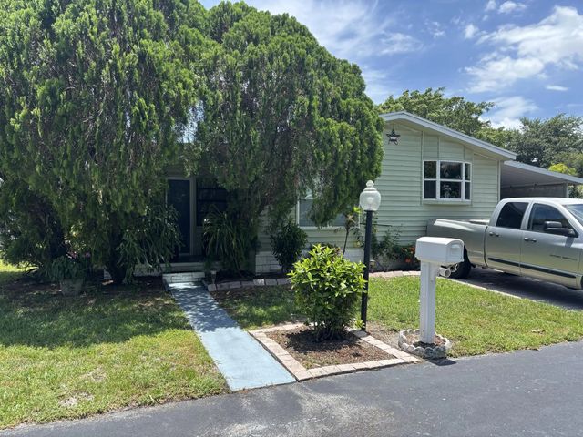 4520 Nw 68th Place, Coconut Creek
