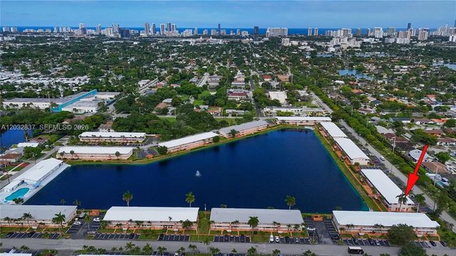1050 Sw 11th Street ##20l, Hallandale Beach