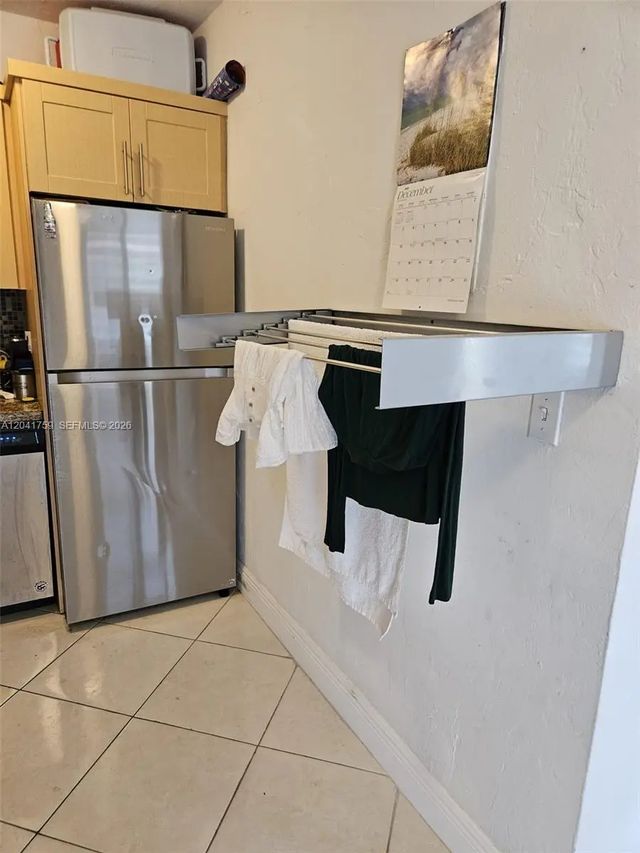4 of 26 - 7400 Harding Avenue #22, Miami Beach, FL