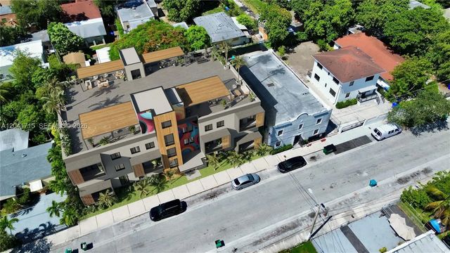 3 of 10 - 255 Nw 32nd Street, Miami, FL