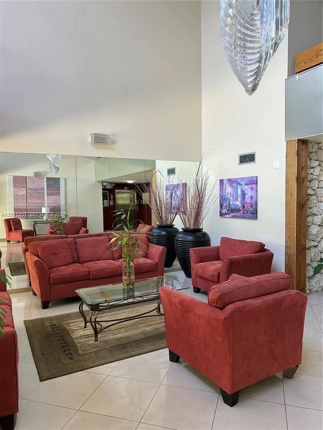 3 of 20 - 16325 Golf Club Road #304, Weston, FL