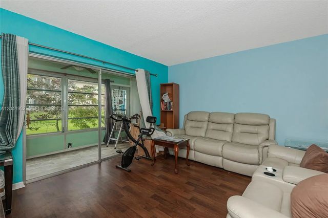 5 of 25 - 7200 Nw 4th Place #101, Margate, FL