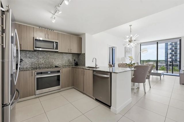 5 of 37 - 5350 Nw 84th Avenue #504, Doral, FL